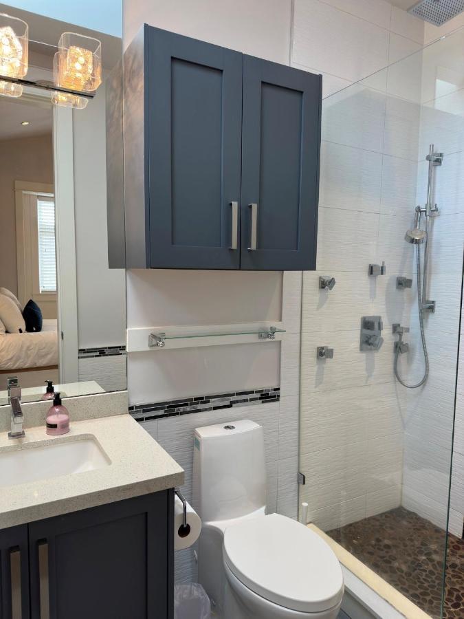 Vancouver West Cozy Retreat By Host Launch 외부 사진